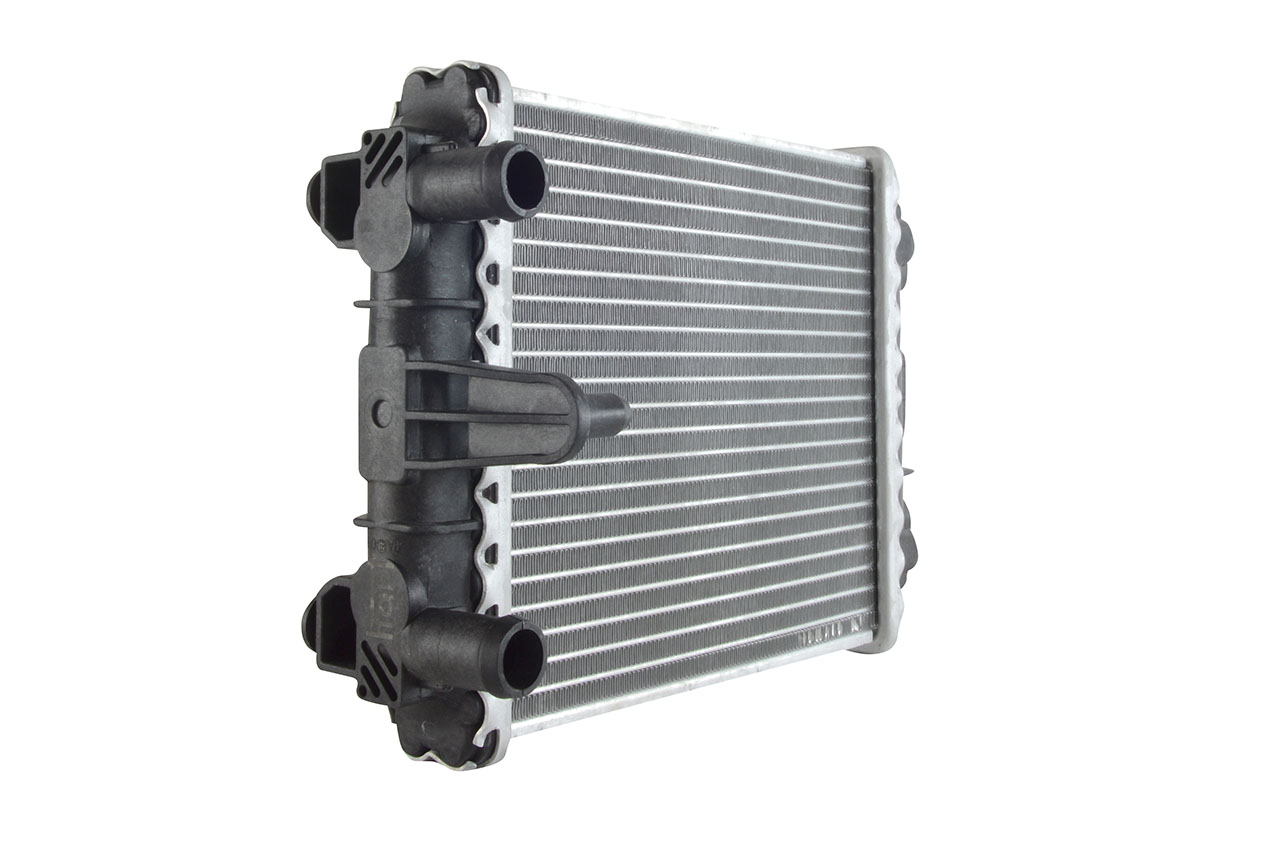 CHLODNICA VW GOLF VII 12-