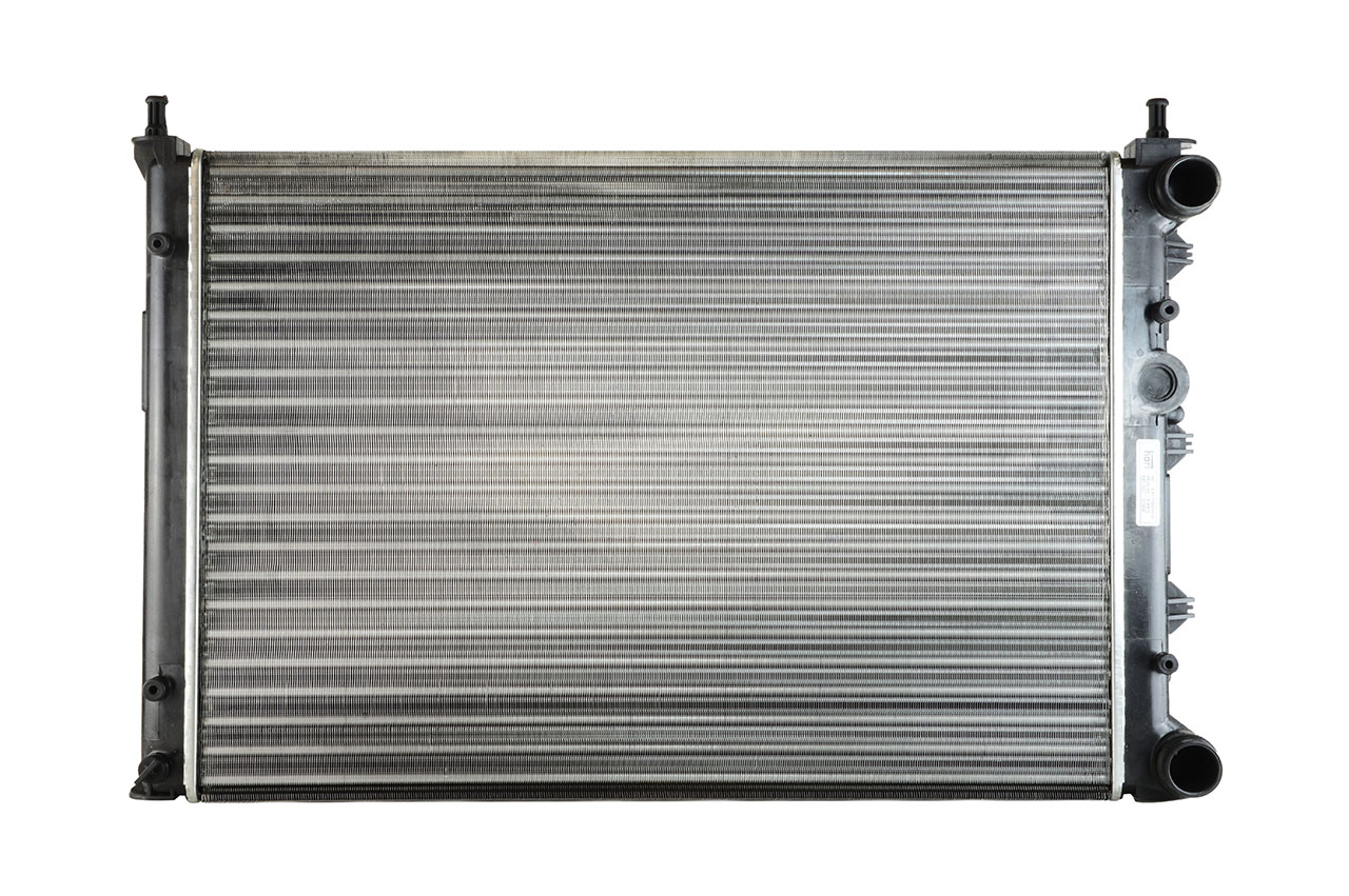 CHLODNICA ALFA ROMEO 147 05-