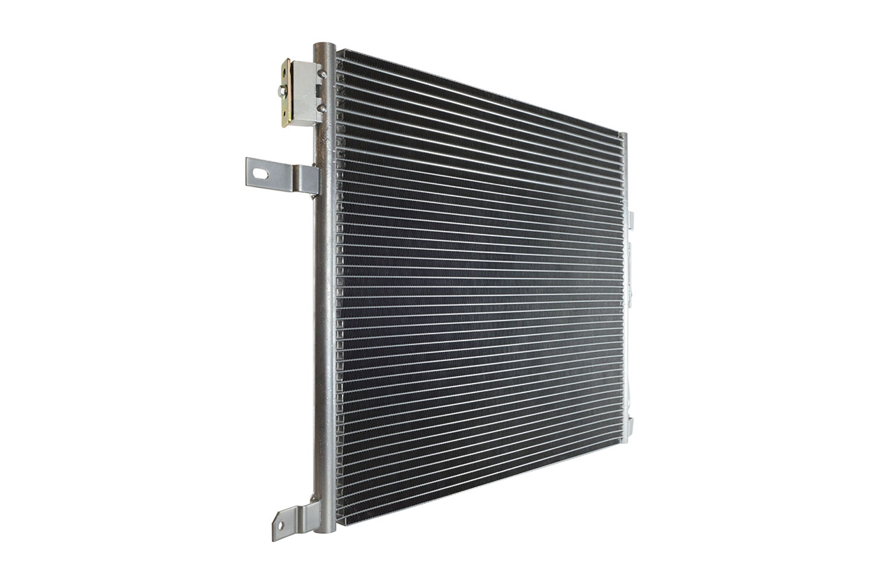 606 928_B CHLODNICA DO KLIMAT.CHEROKEE 4.7 03-