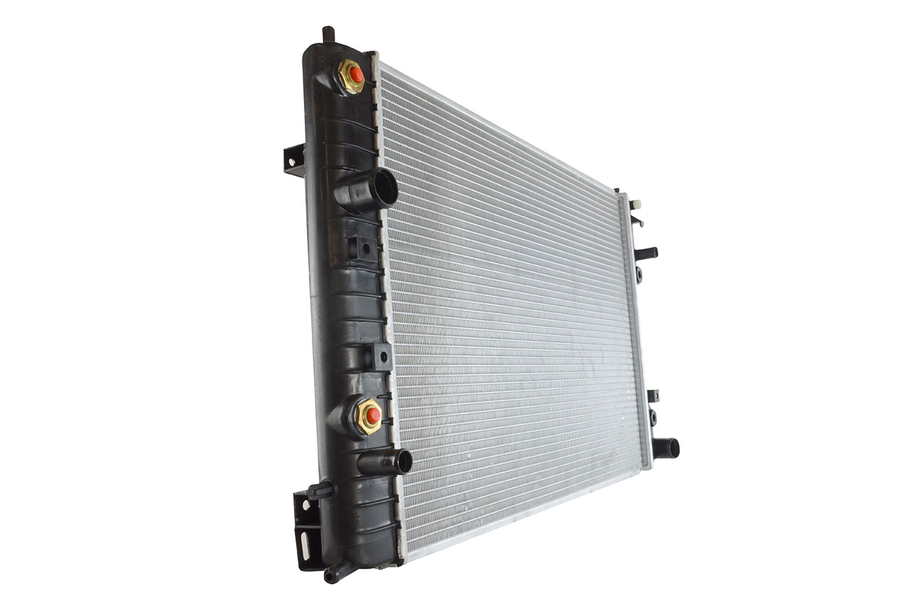 611 633_B CHLODNICA OMEGA B 2.5I/3.0I 24V 94-