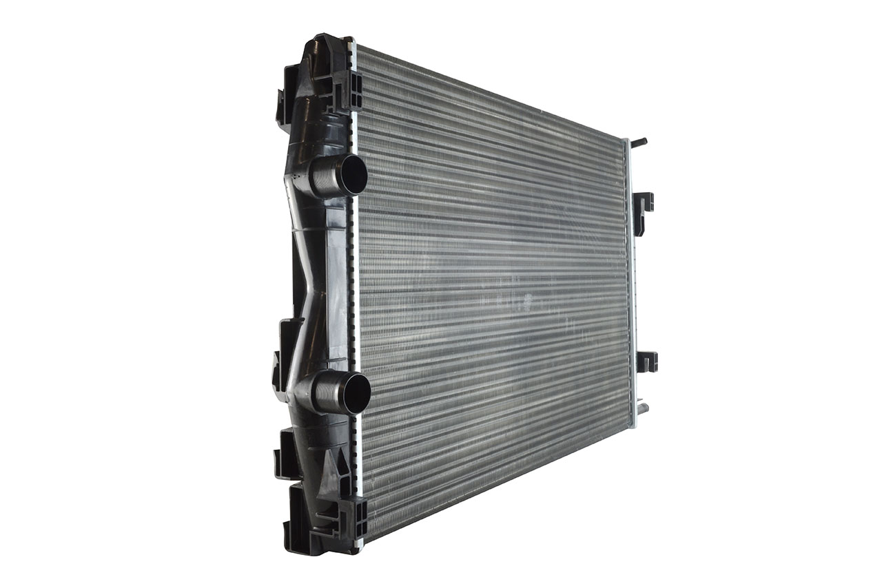 620 606_B CHLODNICA MEGANE 2.0DCI 05-