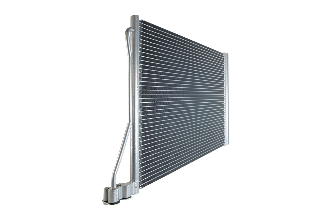 CHLODNICA DO KLIMAT. BMW 5 F10-F18 10-