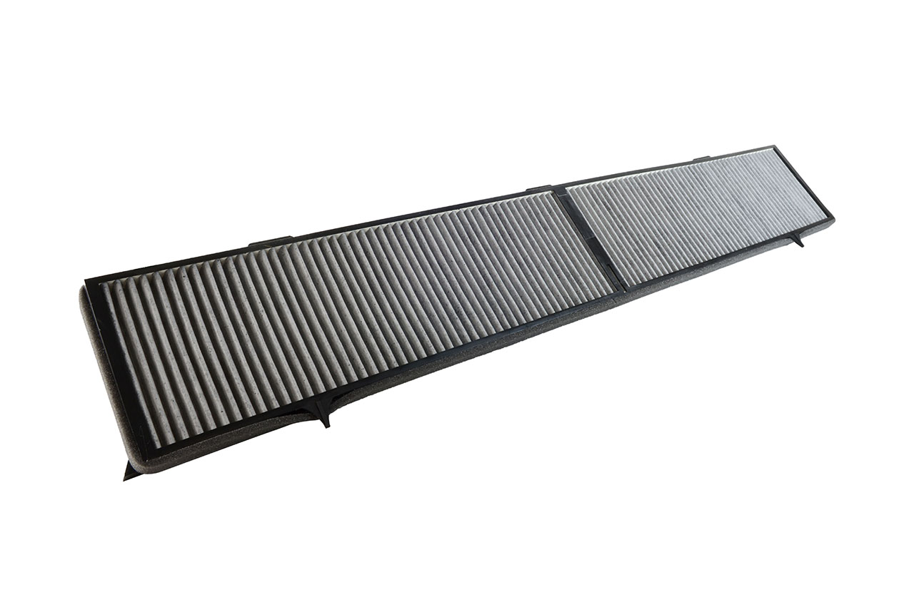 340 543_B FILTR POW.KABINY BMW 1 E87 04- /WEGLOWY/