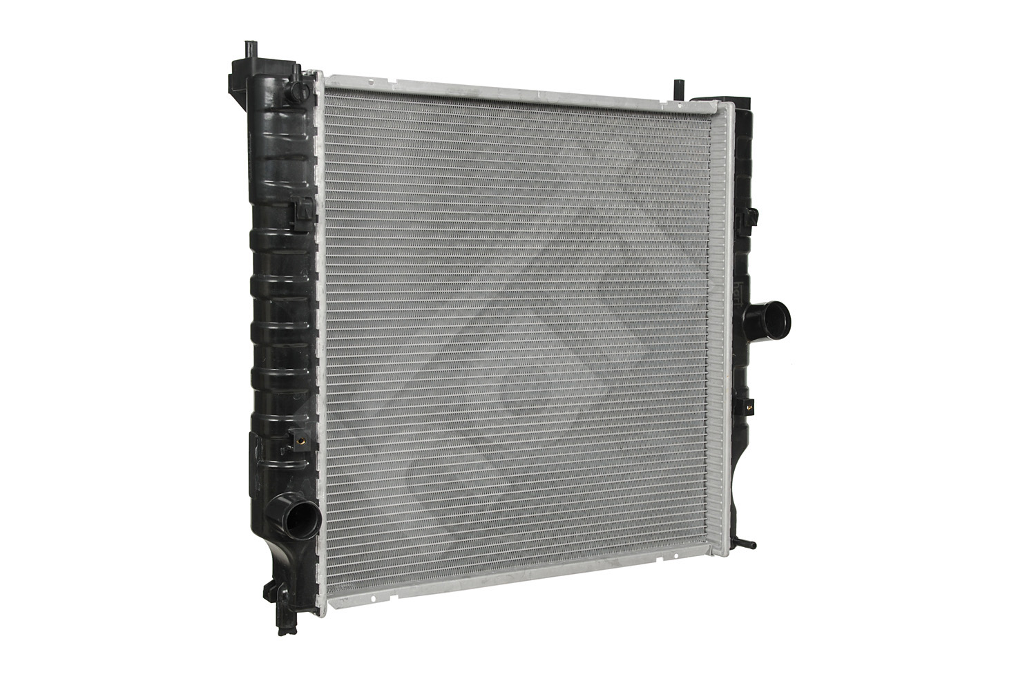 CHLODNICA JEEP CHEROKEE 2.8 CRD 01-
